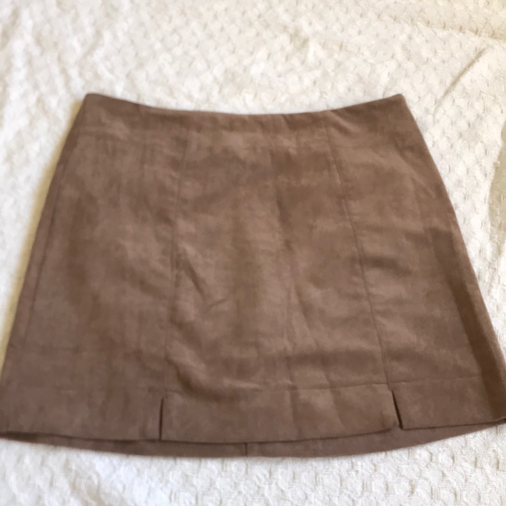 She+Sky Mini Skirt